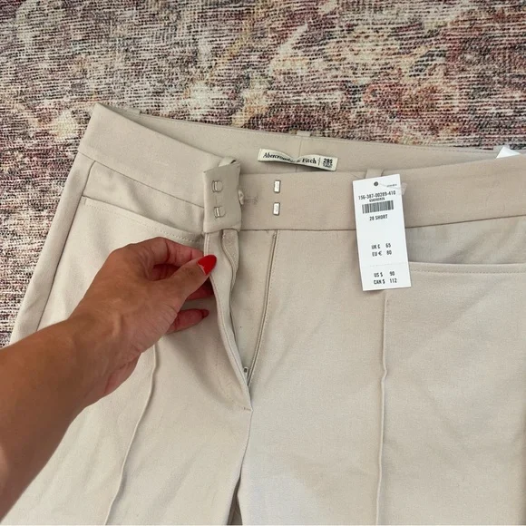 Abercrombie & Fitch Pant - Picture 4 of 6